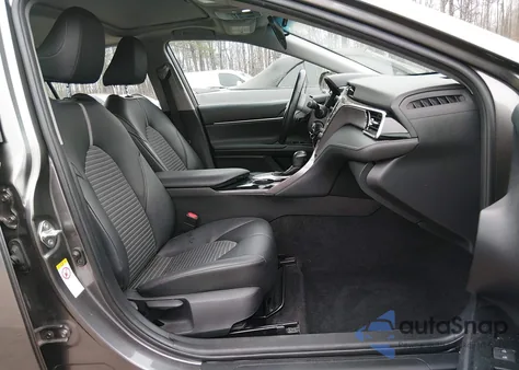 2018 Toyota Camry Se from USA, damaged, VIN 4T1B11HK7JU636616